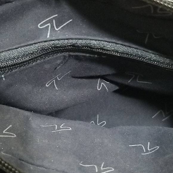 Gloria Vanderbilt Blue Handbag - Picture 5 of 5